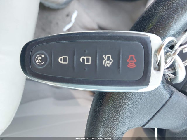 1FADP5CU3GL120012 Ford C-max Energi Sel