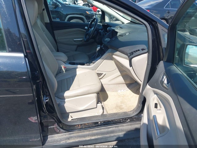 1FADP5CU3GL120012 Ford C-max Energi Sel