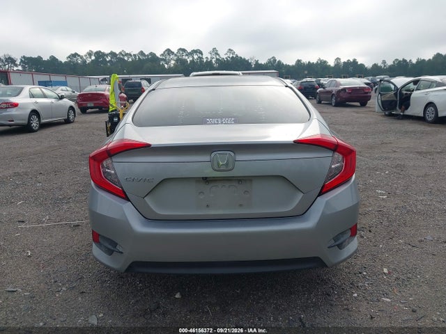 46156372 :رقم المزاد ، 2HGFC2F58JH535592 vin ، 2018 Honda Civic Lx مزاد بيع