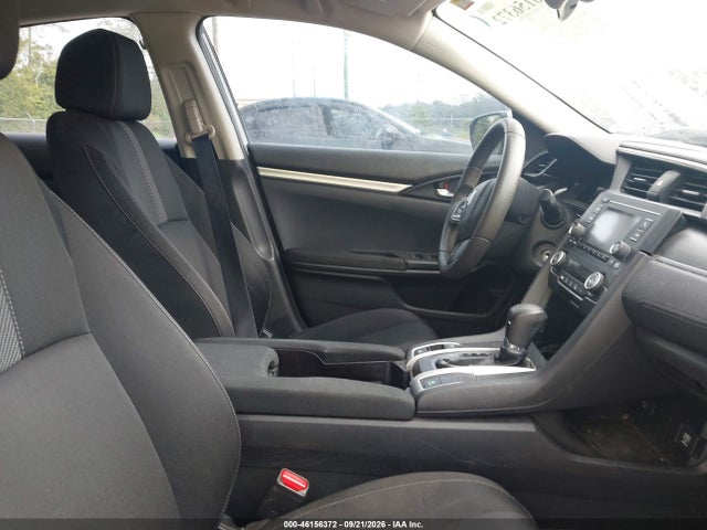 46156372 :رقم المزاد ، 2HGFC2F58JH535592 vin ، 2018 Honda Civic Lx مزاد بيع