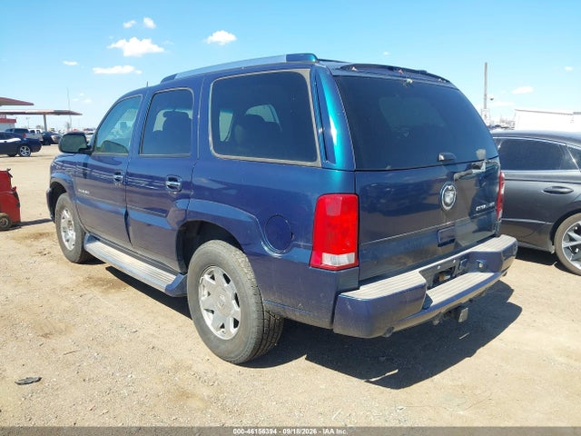 2005 Cadillac Escalade Standard მანქანა იყიდება აუქციონზე, vin: 1GYEK63N65R148001, აუქციონის ნომერი: 46156394