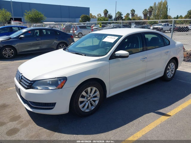 1VWAT7A38EC027138 Volkswagen Passat 1.8t Wolfsburg Edition