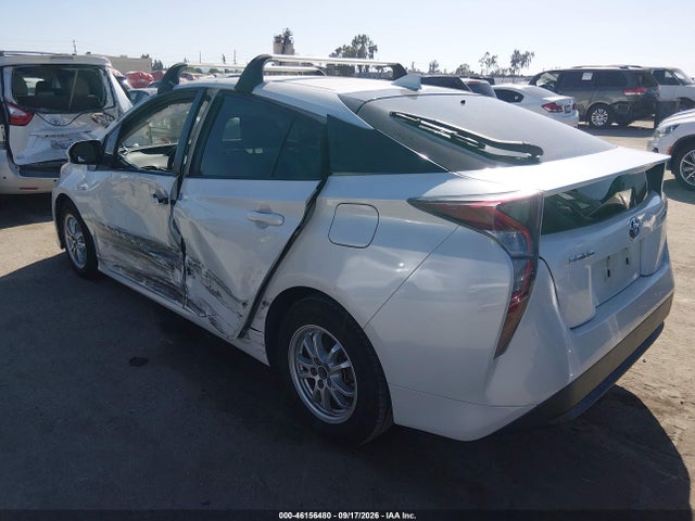 Toyota Prius Two 2016 JTDKBRFU4G3514394 Image 3