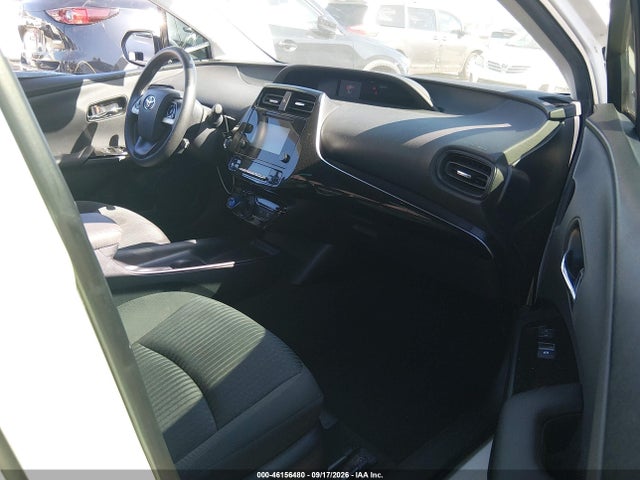 Toyota Prius Two 2016 JTDKBRFU4G3514394 Image 5