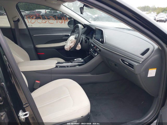Продаж на аукціоні авто 2021 Hyundai Sonata Hybrid Blue, vin: KMHL24JJXMA029524, номер лоту: 46156587