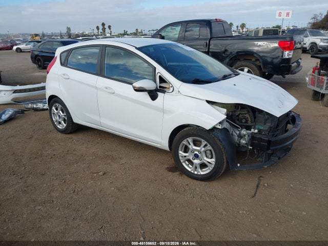 46156652 :رقم المزاد ، 3FADP4EJ7EM217061 vin ، 2014 Ford Fiesta Se مزاد بيع