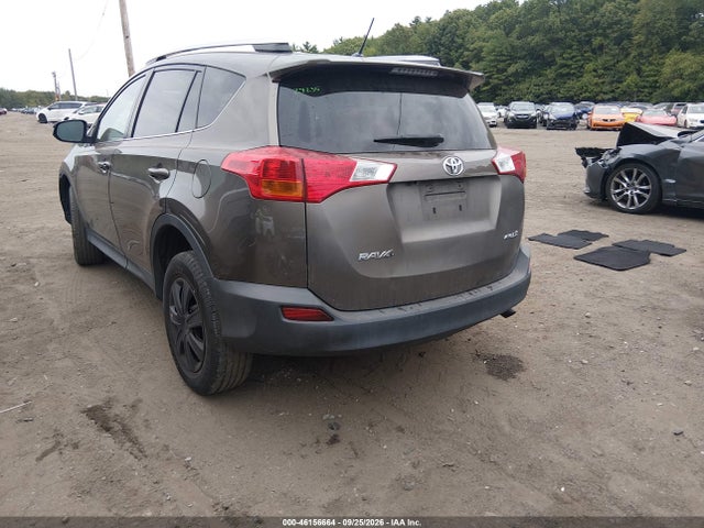 2015 Toyota Rav4 Le მანქანა იყიდება აუქციონზე, vin: 2T3BFREV4FW258154, აუქციონის ნომერი: 46156664