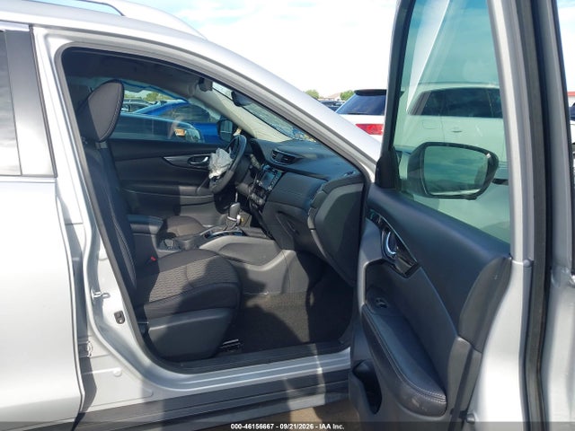 5N1AT2MT3HC872786 Nissan ROGUE SV