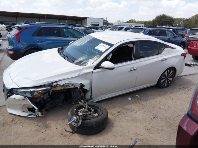 46156812 :رقم المزاد ، 1N4BL4DV6NN418365 vin ، 2022 Nissan Altima Sv Fwd مزاد بيع