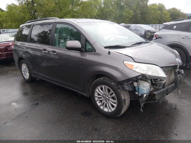 Продаж на аукціоні авто 2014 Toyota Sienna Xle V6 8 Passenger, vin: 5TDYK3DC5ES500503, номер лоту: 46156829