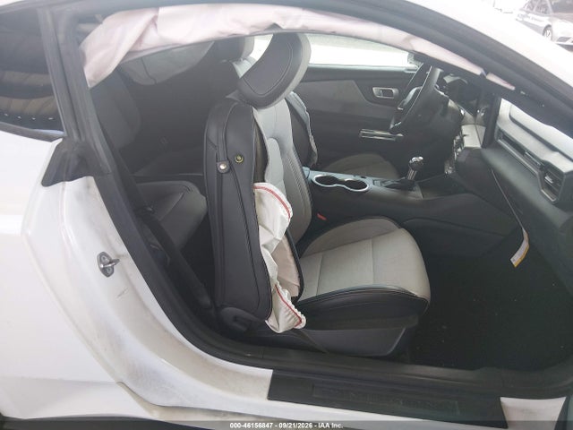 Ford Mustang Ecoboost Fastback 2024 1FA6P8TH3R5111248 Image 8