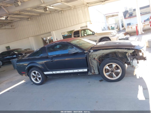 Продажа на аукционе авто 2006 Ford Mustang V6, vin: 1ZVFT80N165260041, номер лота: 46156863