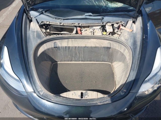 46156880 :رقم المزاد ، 5YJ3E1EB6KF422034 vin ، 2019 Tesla Model 3 Long Range/performance مزاد بيع