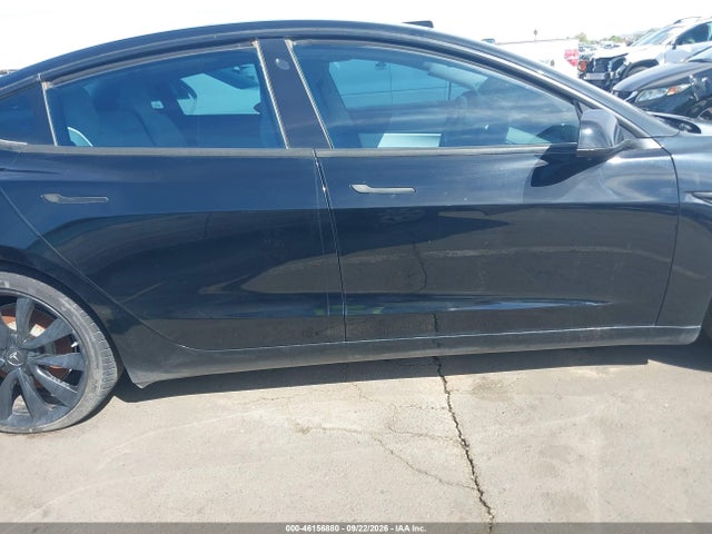 46156880 :رقم المزاد ، 5YJ3E1EB6KF422034 vin ، 2019 Tesla Model 3 Long Range/performance مزاد بيع