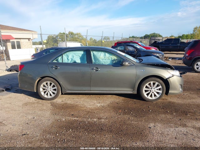 2014 Toyota Camry Hybrid Xle მანქანა იყიდება აუქციონზე, vin: 4T1BD1FK2EU127288, აუქციონის ნომერი: 46156889