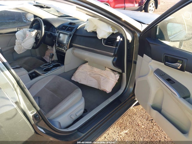 2014 Toyota Camry Hybrid Xle მანქანა იყიდება აუქციონზე, vin: 4T1BD1FK2EU127288, აუქციონის ნომერი: 46156889