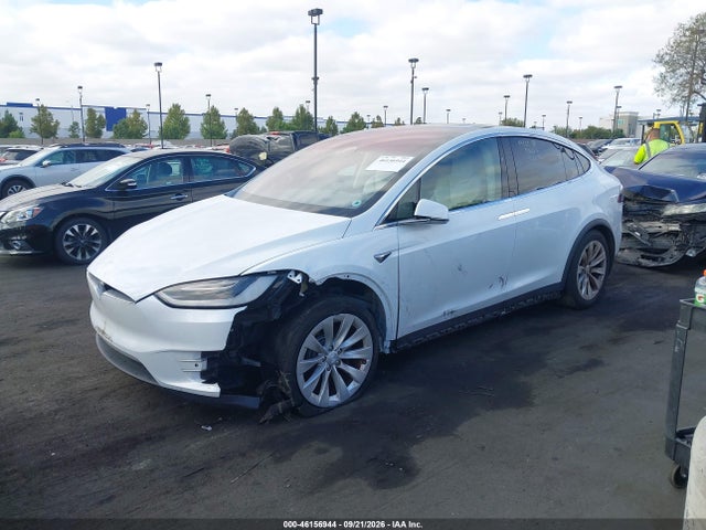 2018 Tesla Model X 100d/75d/p100d მანქანა იყიდება აუქციონზე, vin: 5YJXCAE24JF116326, აუქციონის ნომერი: 46156944