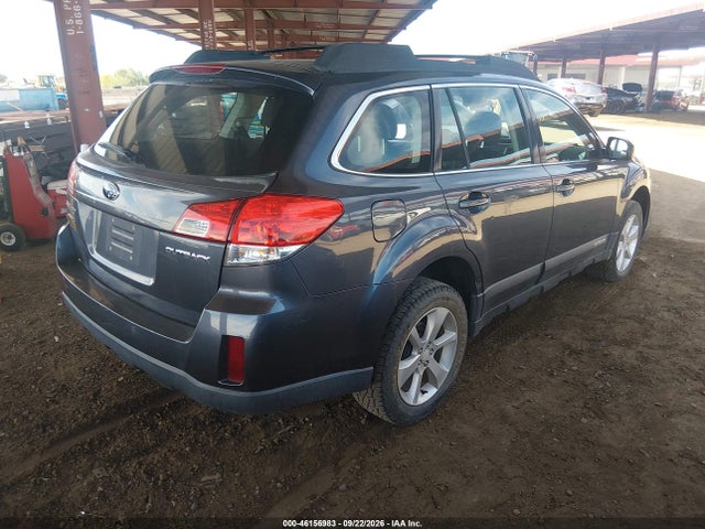 Subaru Outback 2.5i 2014 4S4BRCAC2E3248504 Image 4