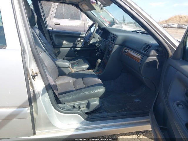 Aukcja sprzedaży 1998 Volvo S70 T5, vin: YV1LS5377W2552891, numer aukcji: 46157013