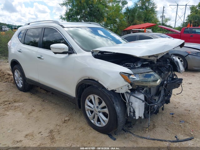 46157021 :رقم المزاد ، 5N1AT2MV7FC782622 vin ، 2015 Nissan Rogue Sv مزاد بيع
