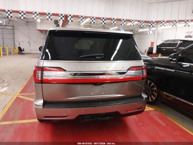 Продаж на аукціоні авто 2019 Lincoln Navigator Select, vin: 5LMJJ2JT8KEL19540, номер лоту: 46157032