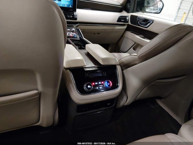 Продаж на аукціоні авто 2019 Lincoln Navigator Select, vin: 5LMJJ2JT8KEL19540, номер лоту: 46157032