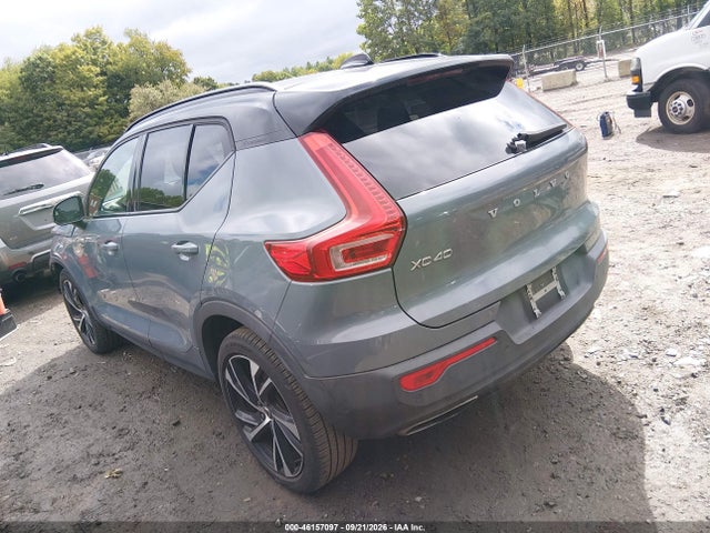 46157097 :رقم المزاد ، YV4162UM9L2246854 vin ، 2020 Volvo Xc40 T5 R-design مزاد بيع