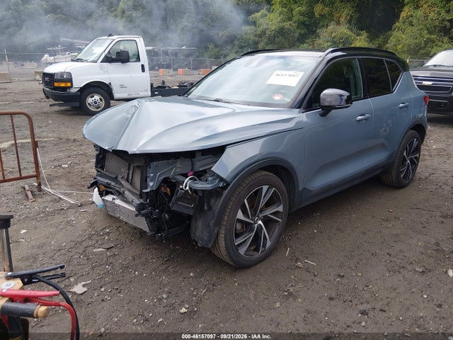 46157097 :رقم المزاد ، YV4162UM9L2246854 vin ، 2020 Volvo Xc40 T5 R-design مزاد بيع