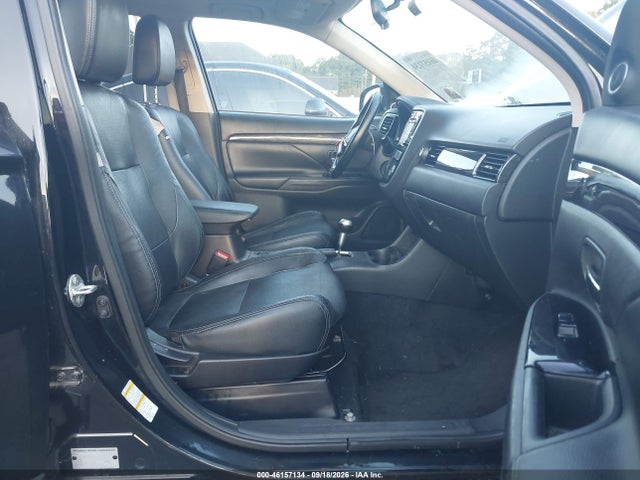 Продажа на аукционе авто 2016 Mitsubishi Outlander Es/se/sel, vin: JA4AZ3A38GZ004852, номер лота: 46157134