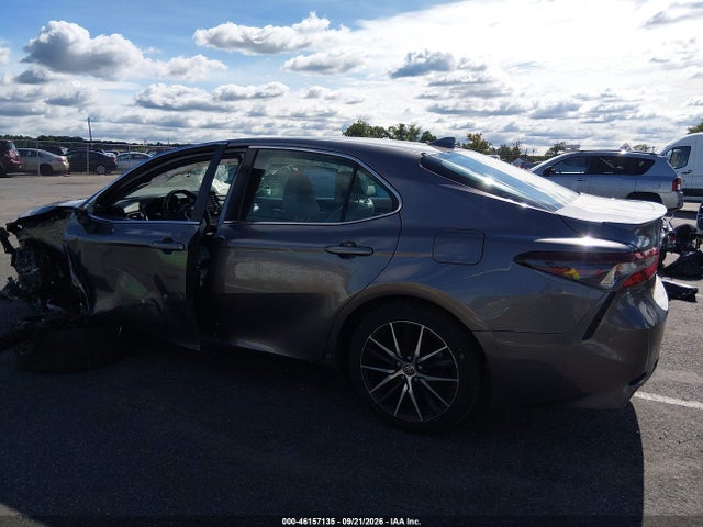 Продажа на аукционе авто 2021 Toyota Camry Se, vin: 4T1G11AK1MU588633, номер лота: 46157135