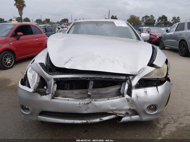 46157143 :رقم المزاد ، JN1BY1AP5BM323400 vin ، 2011 Infiniti M37 مزاد بيع