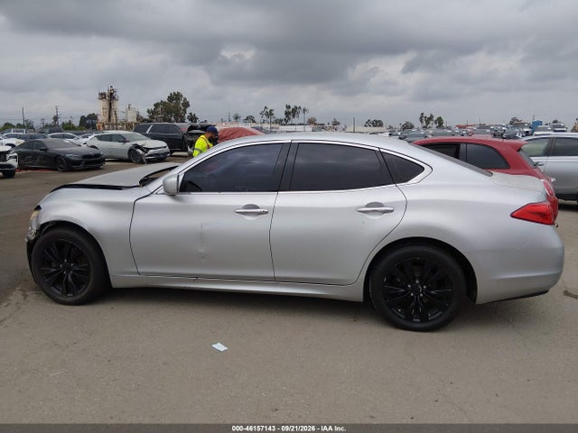 46157143 :رقم المزاد ، JN1BY1AP5BM323400 vin ، 2011 Infiniti M37 مزاد بيع