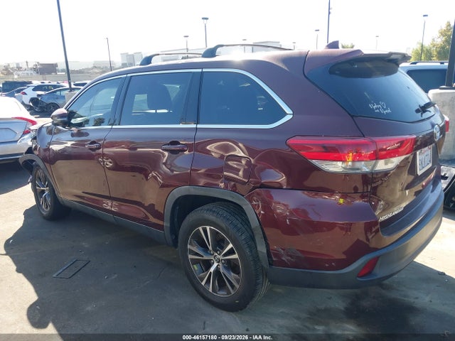 Toyota Highlander Le Plus 2019 5TDZZRFH8KS362866 Image 15