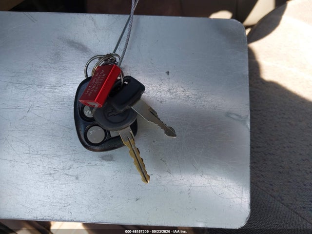 46157209 :رقم المزاد ، 1GNDM19W5YB107328 vin ، 2000 Chevrolet Astro مزاد بيع
