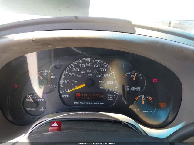 46157209 :رقم المزاد ، 1GNDM19W5YB107328 vin ، 2000 Chevrolet Astro مزاد بيع