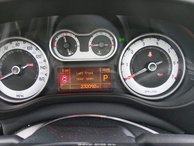 46157241 :رقم المزاد ، ZFBCFADH1EZ012214 vin ، 2014 Fiat 500l Trekking مزاد بيع
