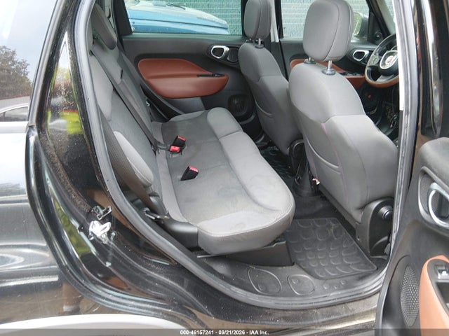 46157241 :رقم المزاد ، ZFBCFADH1EZ012214 vin ، 2014 Fiat 500l Trekking مزاد بيع