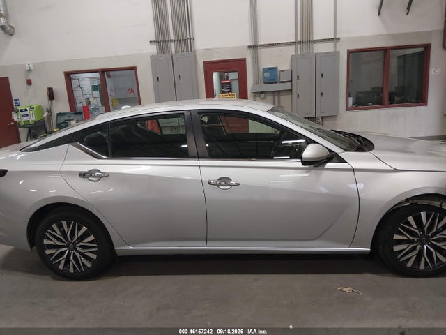 Продажа на аукционе авто 2023 Nissan Altima Sv Fwd, vin: 1N4BL4DV0PN373975, номер лота: 46157242