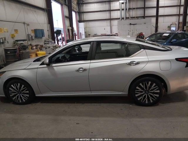 Продажа на аукционе авто 2023 Nissan Altima Sv Fwd, vin: 1N4BL4DV0PN373975, номер лота: 46157242