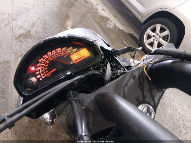 2017 Suzuki Vz800 მანქანა იყიდება აუქციონზე, vin: JS1VS56AXH2100145, აუქციონის ნომერი: 46157243