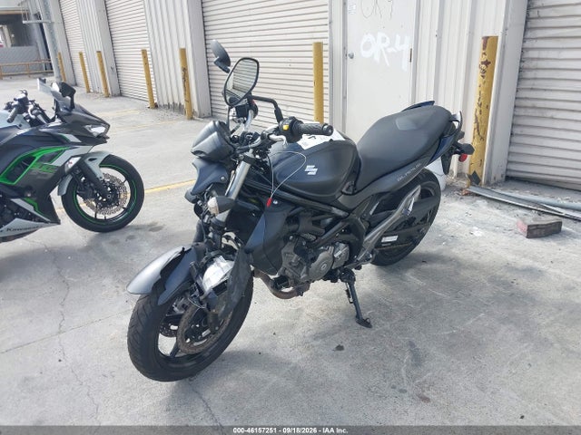 Продаж на аукціоні авто 2013 Suzuki Sv650, vin: JS1VP55A1D2100256, номер лоту: 46157251
