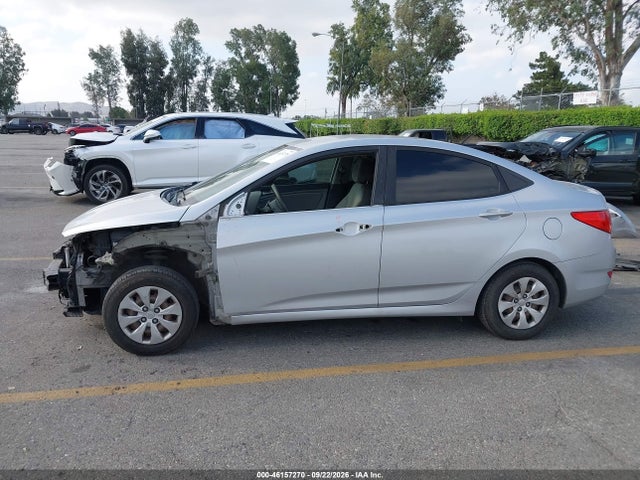 Hyundai ACCENT SE 2017 KMHCT4AEXHU169612 Image 15