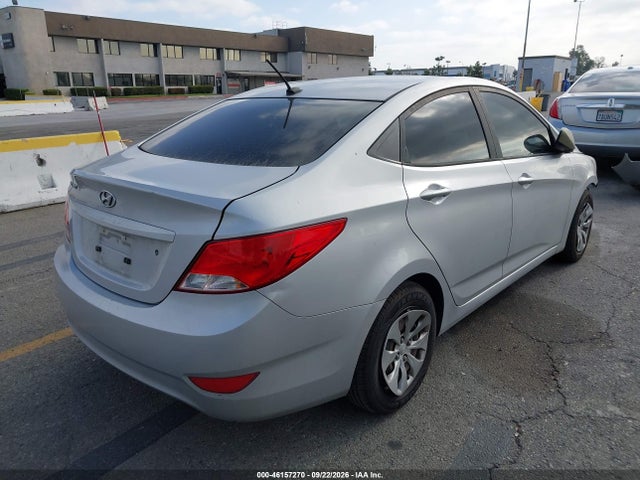 Hyundai ACCENT SE 2017 KMHCT4AEXHU169612 Image 4