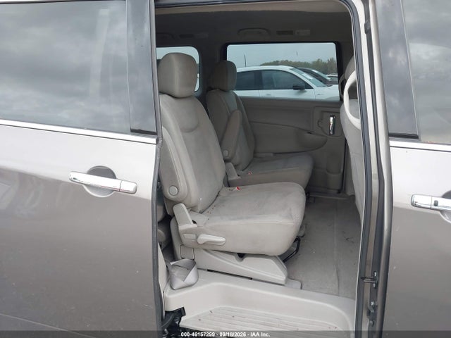 2015 Nissan Quest S მანქანა იყიდება აუქციონზე, vin: JN8AE2KP0F9129893, აუქციონის ნომერი: 46157299