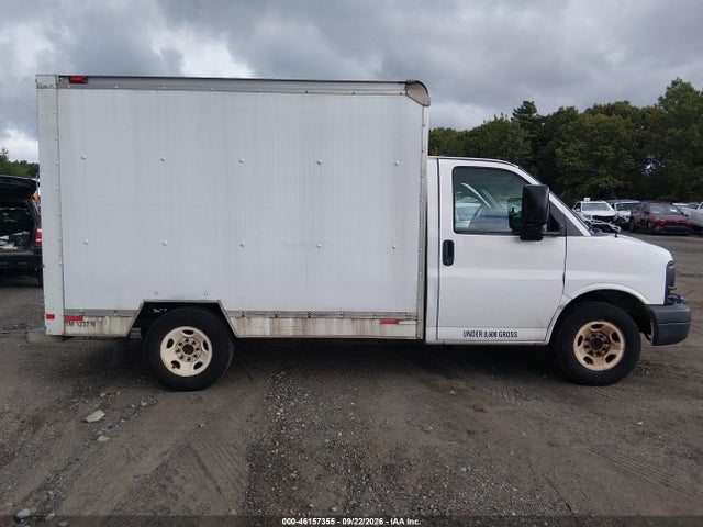 46157355 :رقم المزاد ، 1GDY72BA3B1903283 vin ، 2011 Gmc Savana Cutaway Work Van مزاد بيع