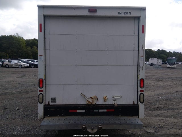 46157355 :رقم المزاد ، 1GDY72BA3B1903283 vin ، 2011 Gmc Savana Cutaway Work Van مزاد بيع