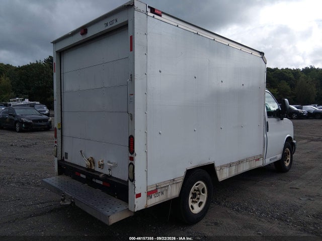 46157355 :رقم المزاد ، 1GDY72BA3B1903283 vin ، 2011 Gmc Savana Cutaway Work Van مزاد بيع