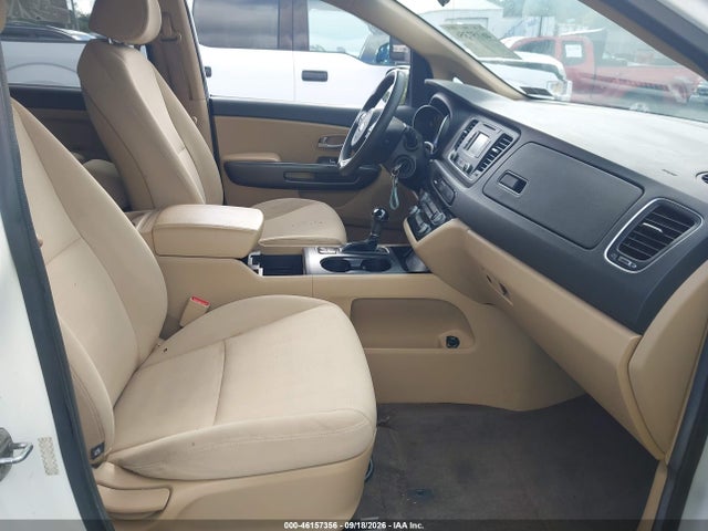 2015 Kia Sedona Lx მანქანა იყიდება აუქციონზე, vin: KNDMB5C17F6037257, აუქციონის ნომერი: 46157356