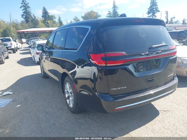 Chrysler Pacifica 2027 2C4RC1GG0VR579124 Image 3