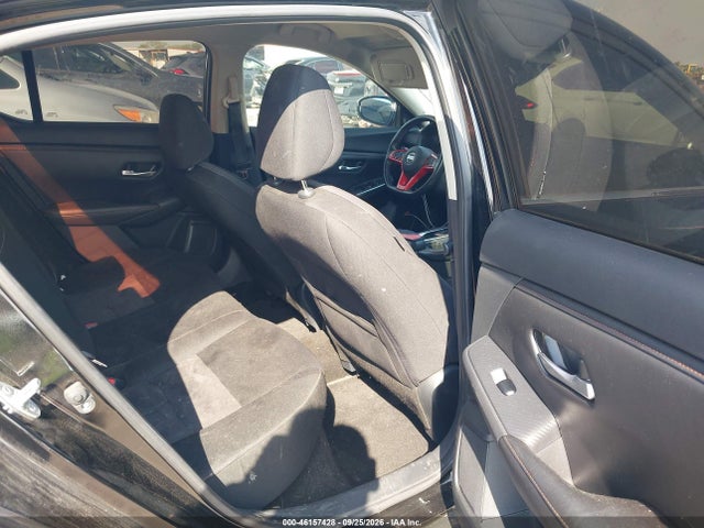 Продажа на аукционе авто 2022 Nissan Sentra Sr Xtronic Cvt, vin: 3N1AB8DV4NY218641, номер лота: 46157428